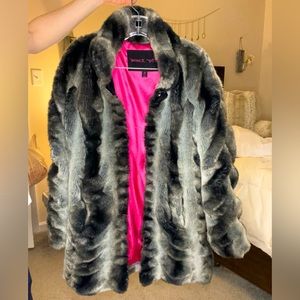 Betsey Johnson faux fur. Size XS